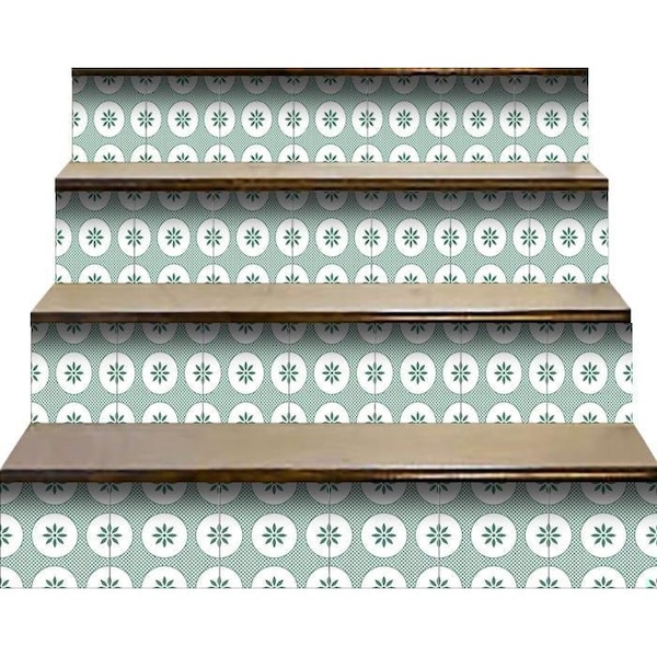 Homeroots 5 x 5 in. Light Sage & White Circle Flower Peel & Stick Removable Tiles 400426 - main